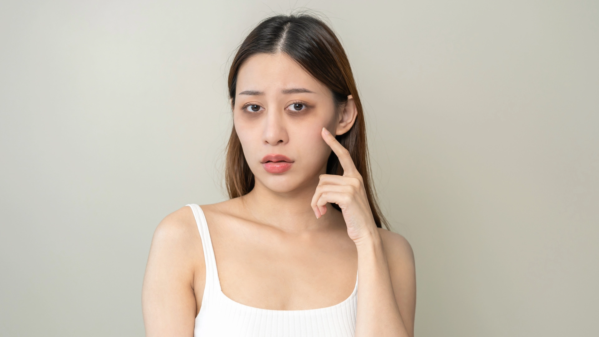 如何自然消除眼袋